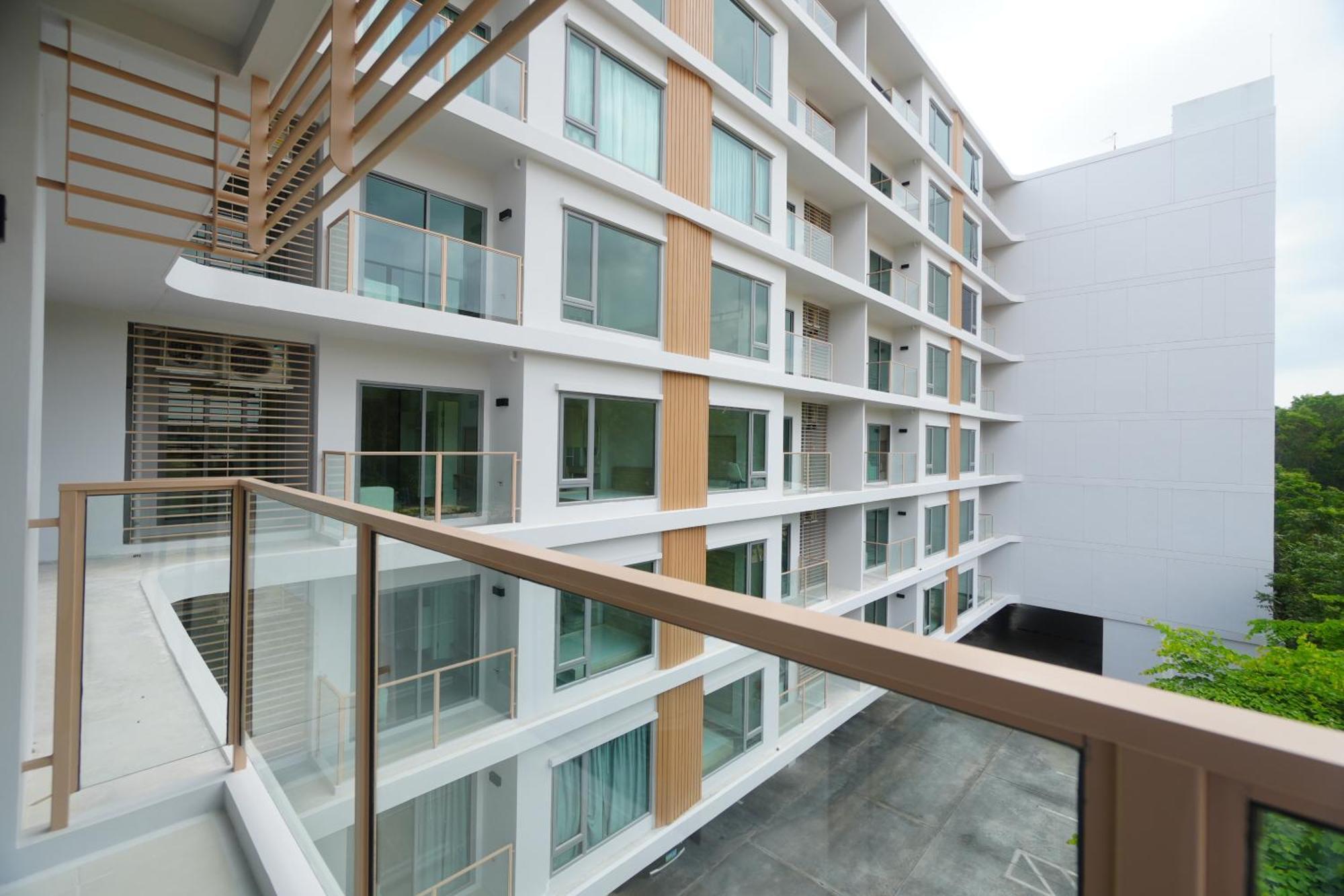 Phyll Phuket, Luxury Condominium 45 Ban Rangeng Exterior foto